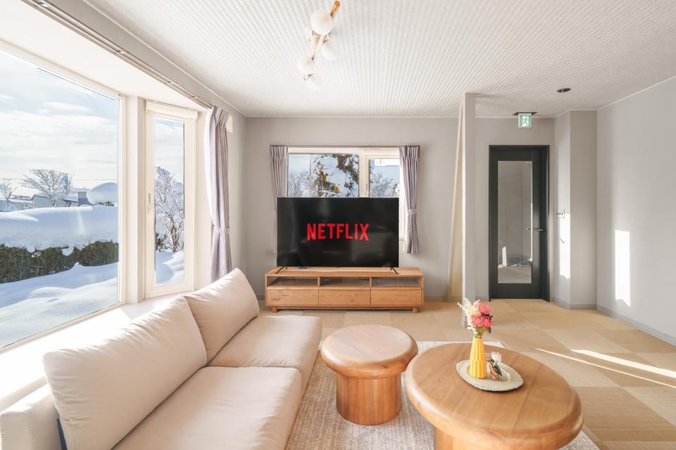 TV and multimedia, Living room