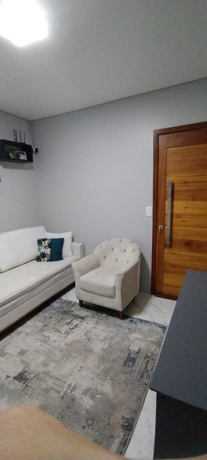Casa em Balneário Camboriú, próximo a Roda Gigante de BC,900 mtrs da praia! House in Balneário Camboriú