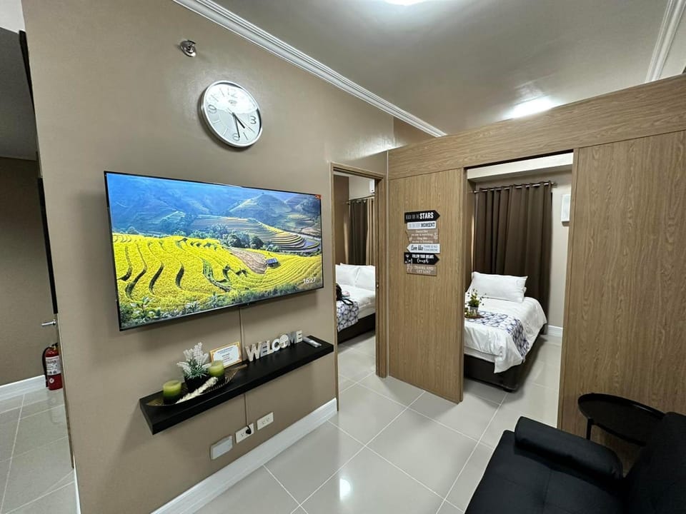 TV and multimedia, Evening entertainment