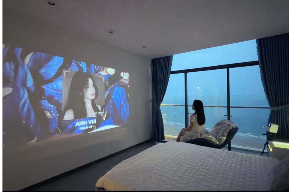 Communal lounge/ TV room, TV and multimedia