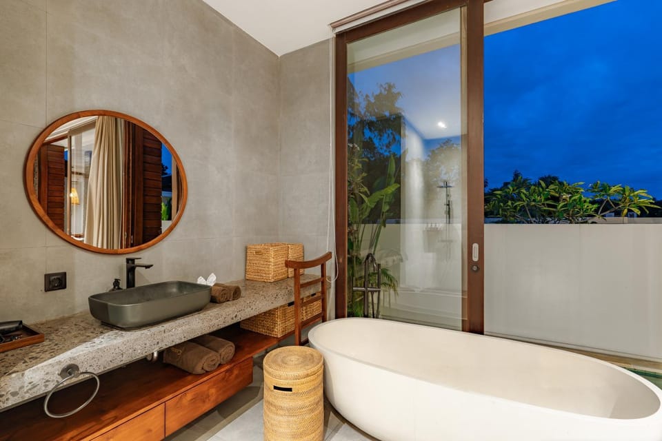 Bathroom, Bath