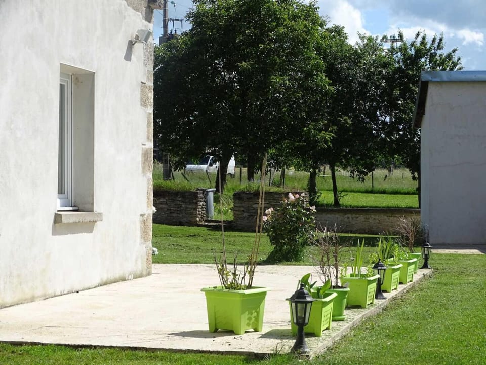 L'étable aux deux noix House in Grand Est