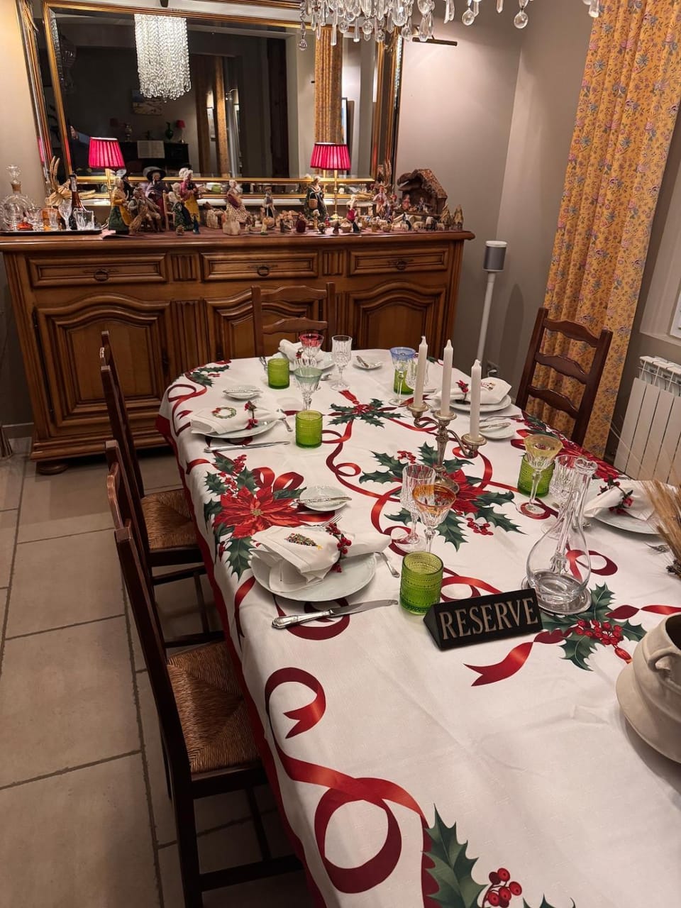 Farm House, 10 min d'Avignon House in Provence-Alpes-Côte d'Azur