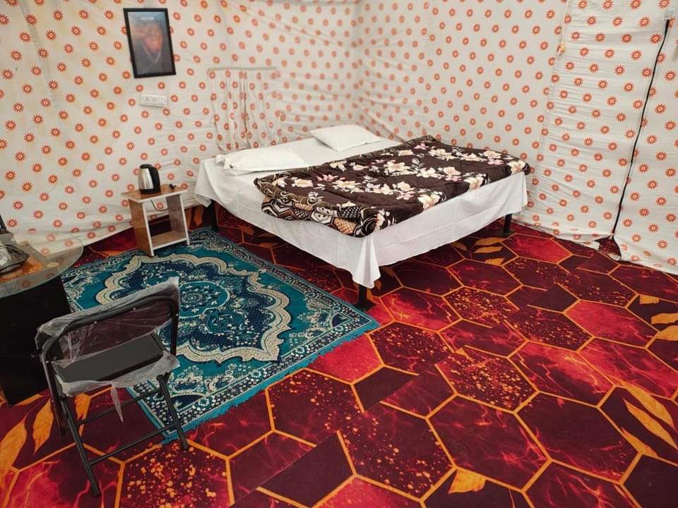 Sangam Cottage and Homestay Luxury tent in Uttar Pradesh