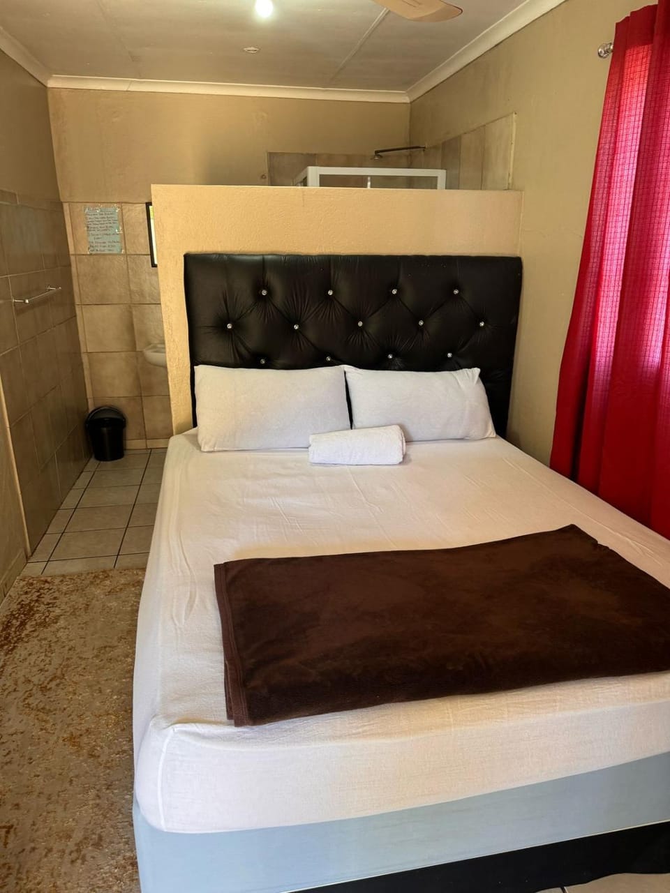 Safari S Guest House Bed and Breakfast in Gauteng