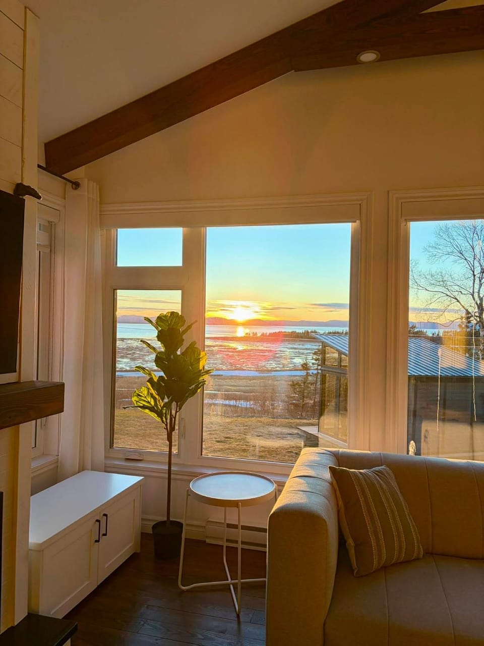 Living room, Sunset