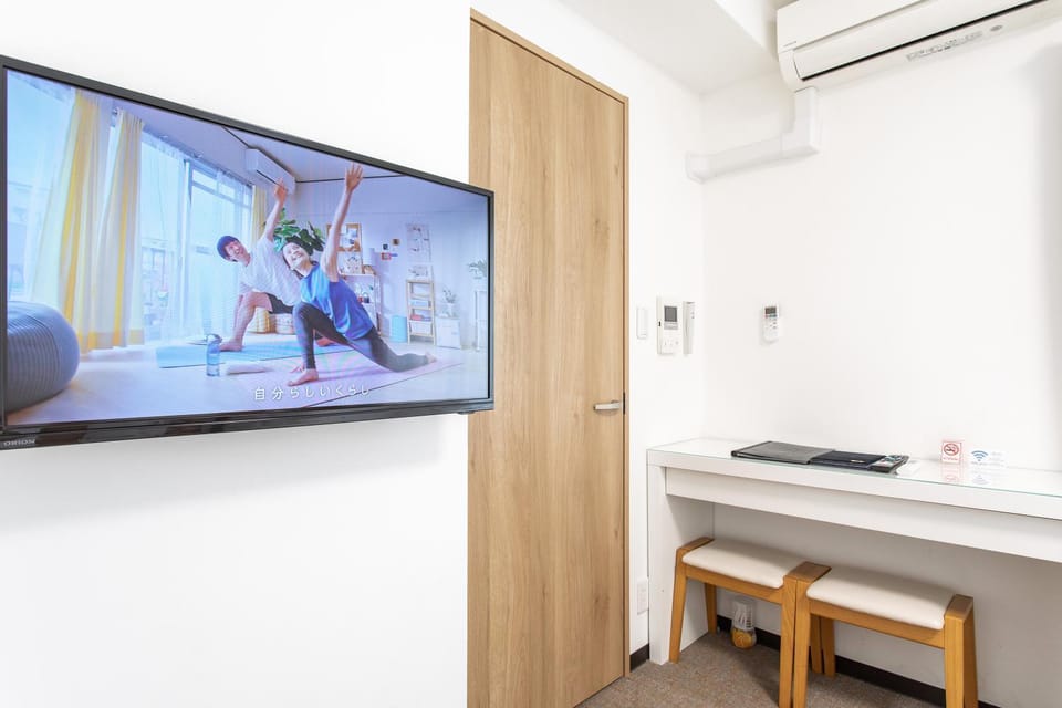 TV and multimedia, air conditioner