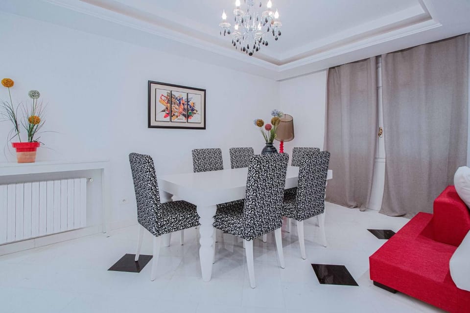 Decorative detail, Dining area