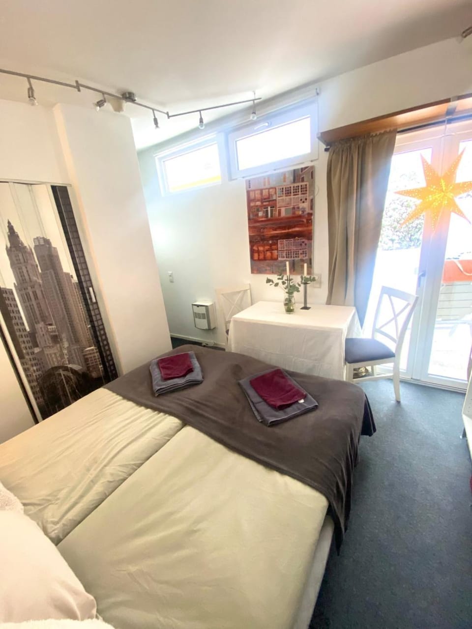 Photo of the whole room