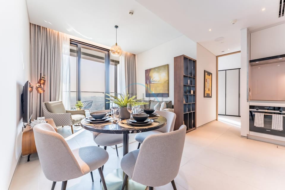 TV and multimedia, Living room, Seating area, Dining area, oven