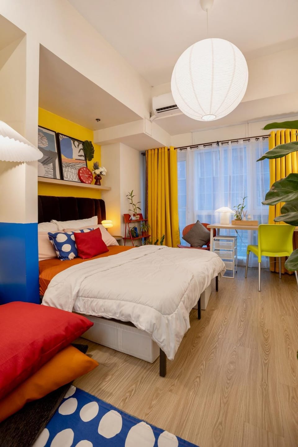 Bed, Bedroom, air conditioner