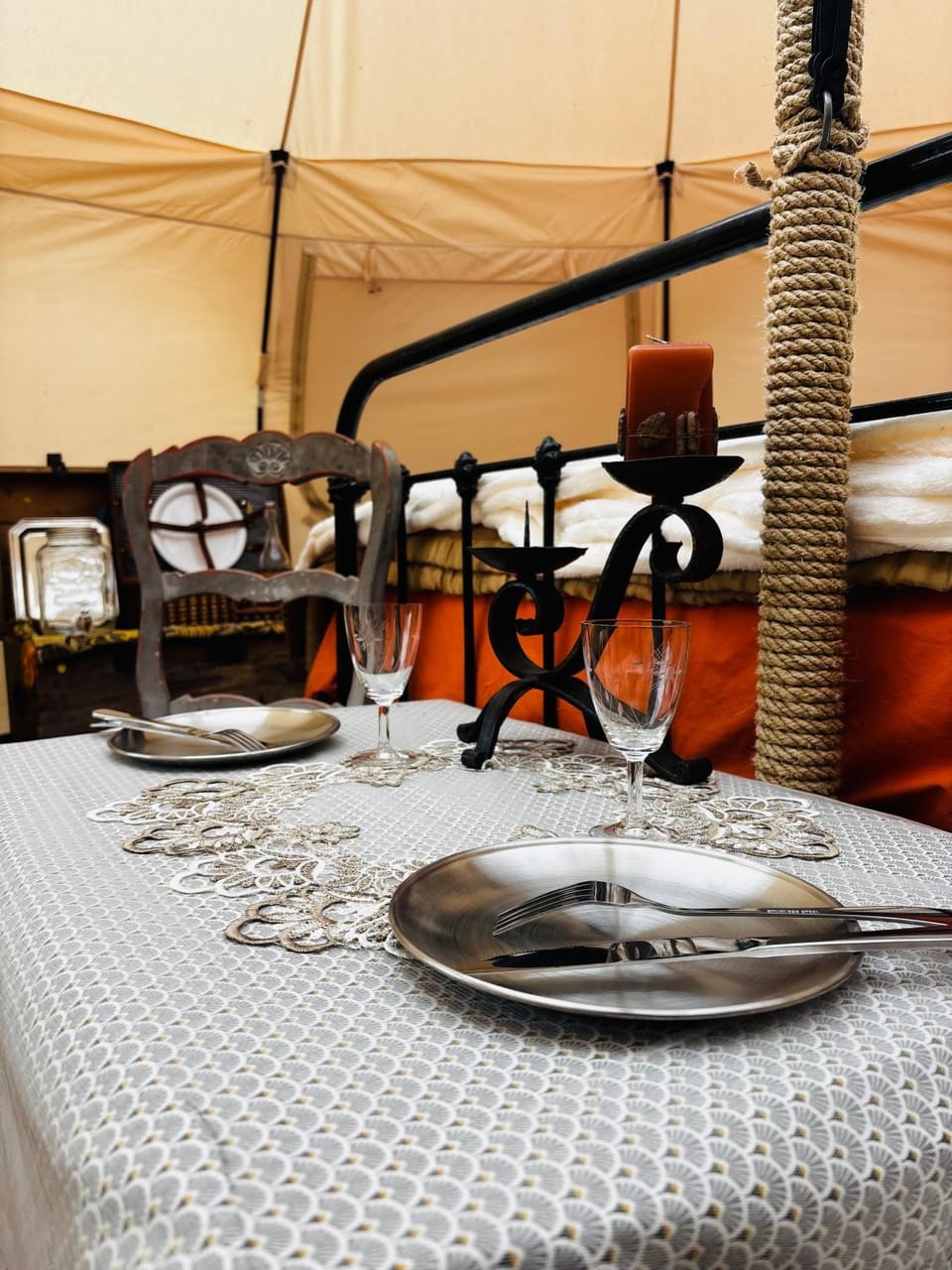 La Belle Étoile Sauna et bain froid en Camargue Luxury tent in Arles