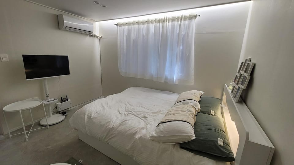 모던한 스테이 Bed and Breakfast in South Korea