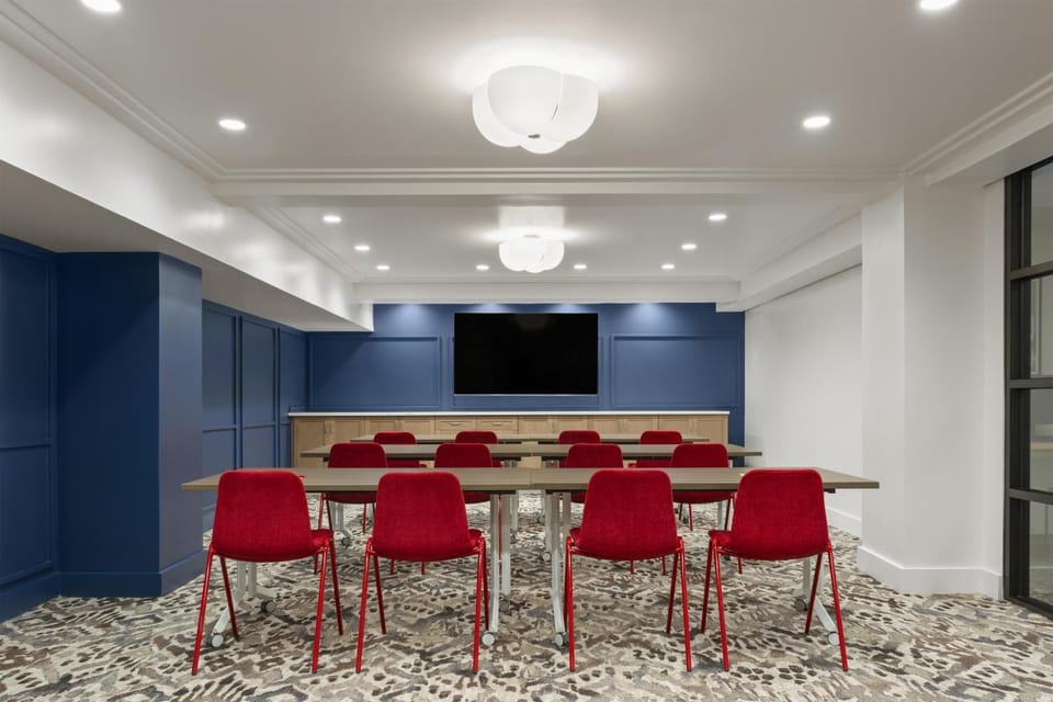 Meeting/conference room