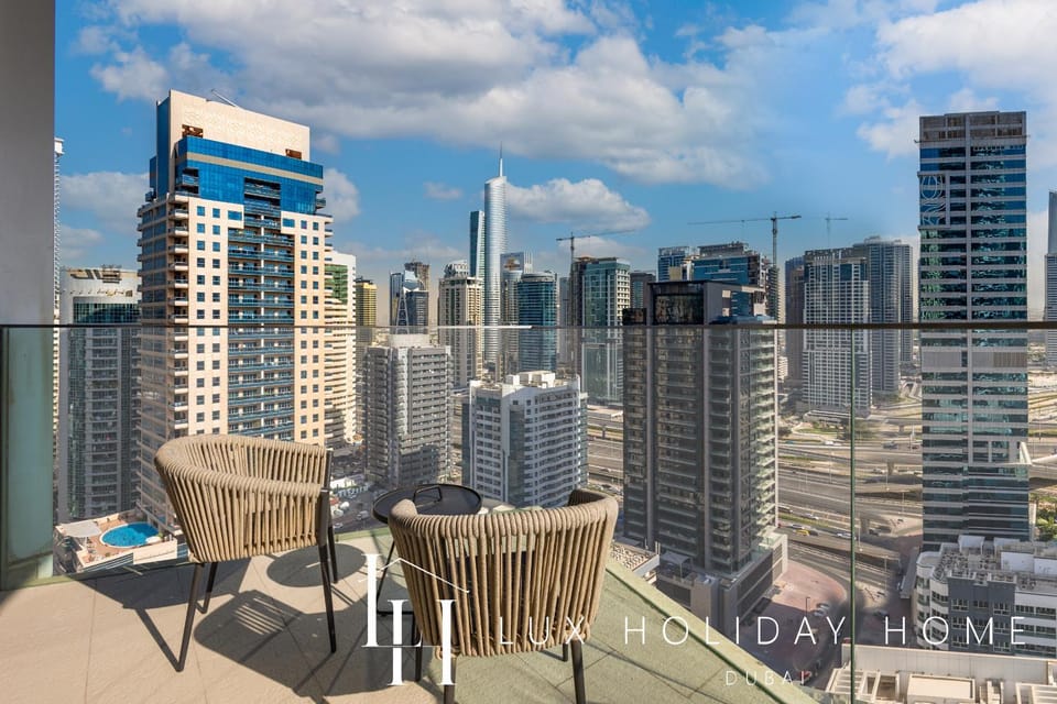 Balcony/Terrace, City view