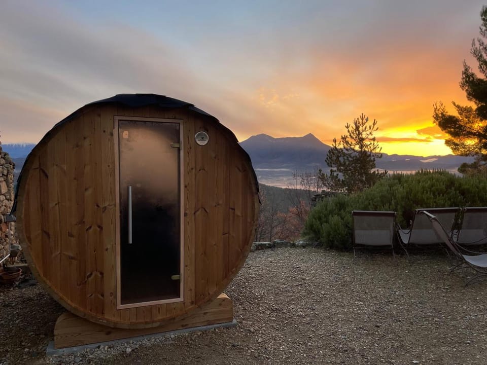 Natural landscape, Sauna, Mountain view, Sunrise