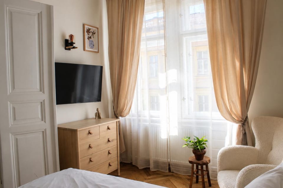Stay Like a Local & Feel at Home Apartment in Prague
