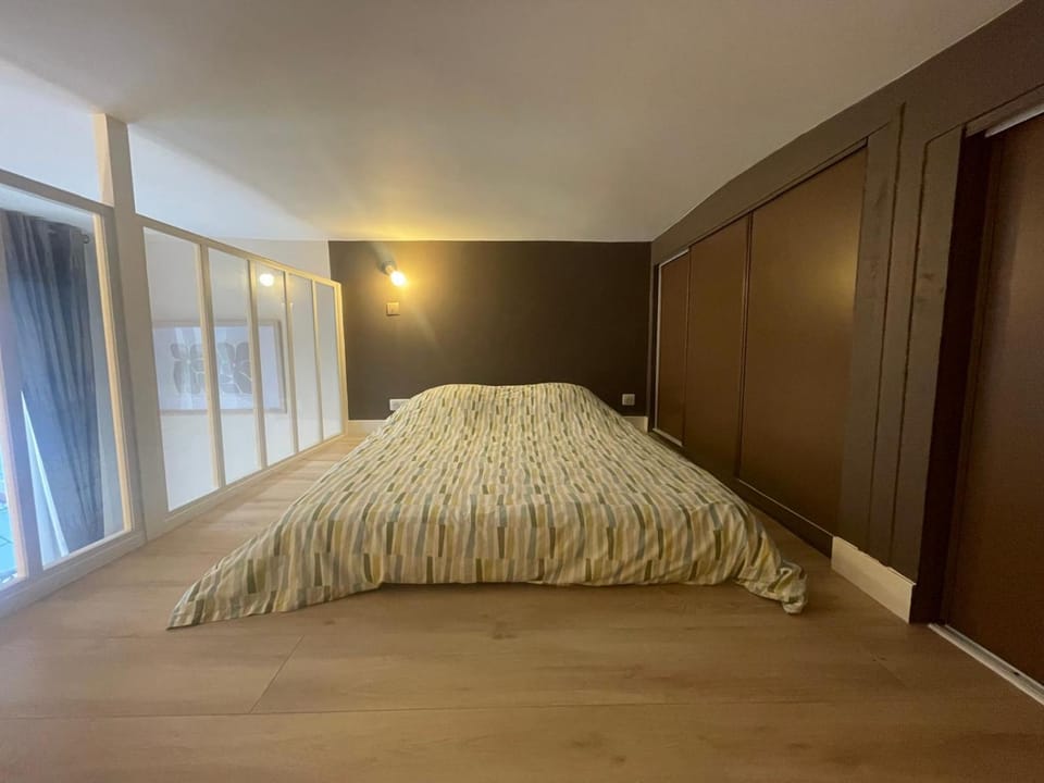 Beaubourg Le Marais Paris Apartment in Paris