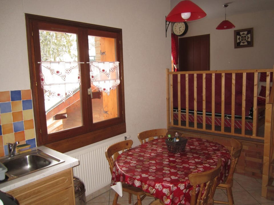 Chalet Yarelle Apartment in Auvergne-Rhône-Alpes