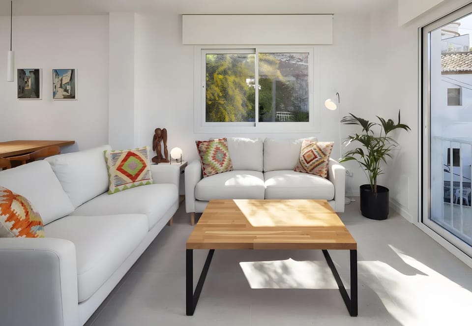 Property building, Living room