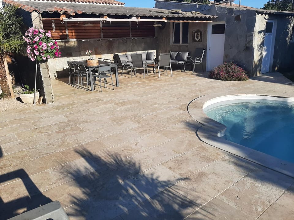 Patio, Swimming pool