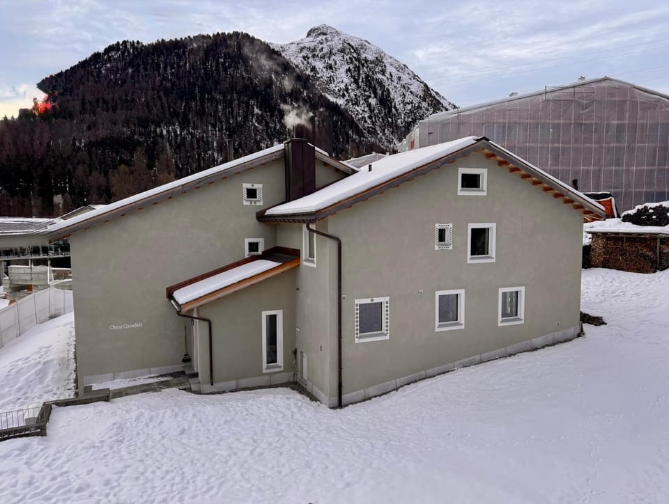 5 Zi Clavadels Fewo Bernina Apartment in Samedan
