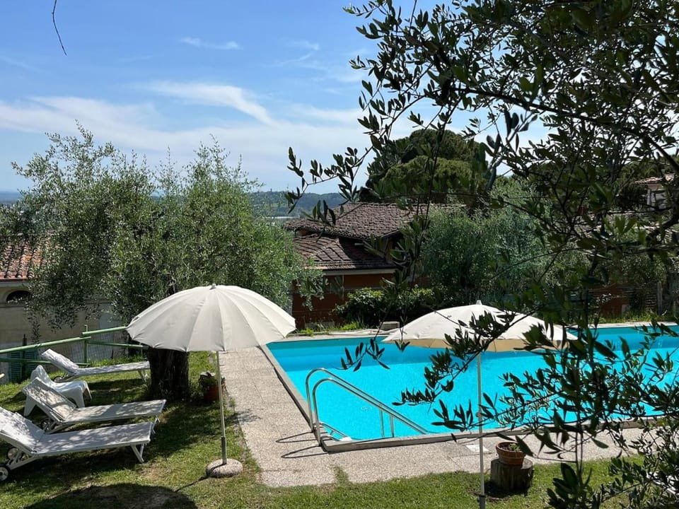 Tuscan Elegance - Pool, Private Terrace and Relax Apartment in Pescia, Italy