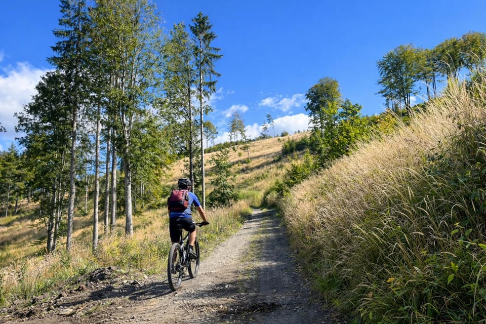 Off site, Natural landscape, Activities, Cycling
