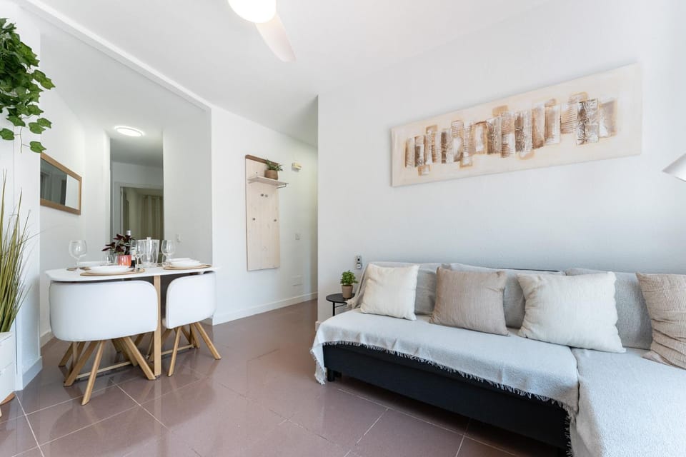 TV and multimedia, Living room, Dining area