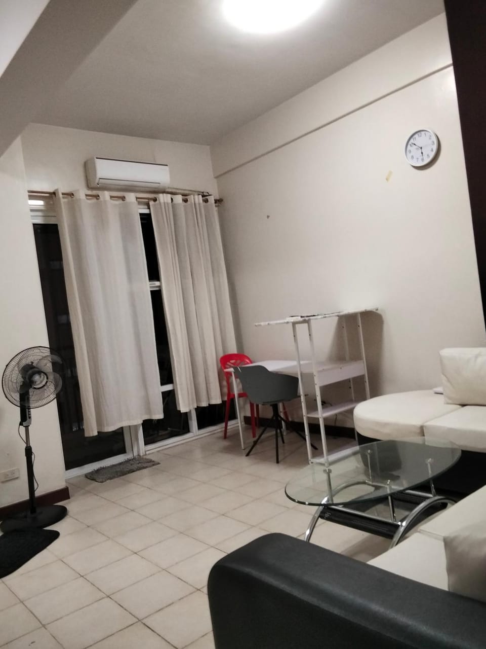 Paseo de Roces Condominium Hostel in Mandaluyong