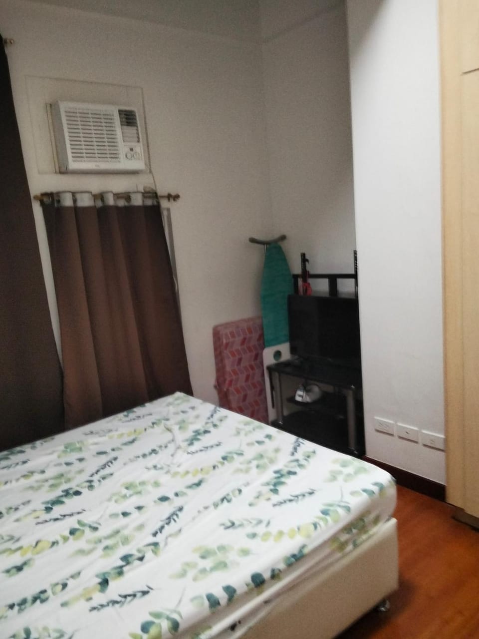 Paseo de Roces Condominium Hostel in Mandaluyong