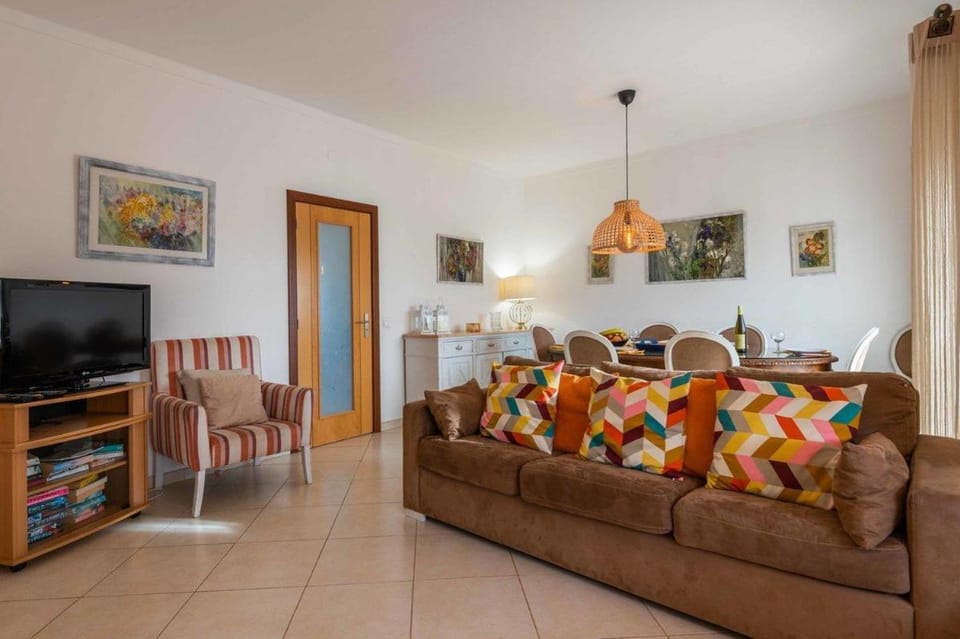 Casa Mestre Villa in Quarteira
