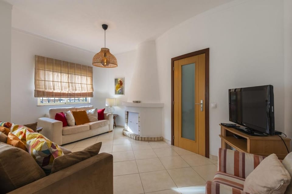 Casa Mestre Villa in Quarteira