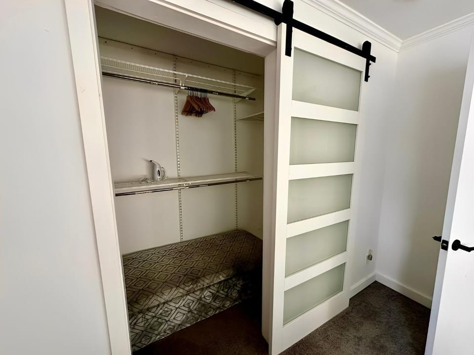 Charming 2-Bedroom Stay In Uptown Dallas Apartment hotel in Dallas
