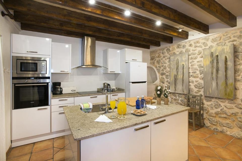 Rafalet Dalt Villa in Raiguer