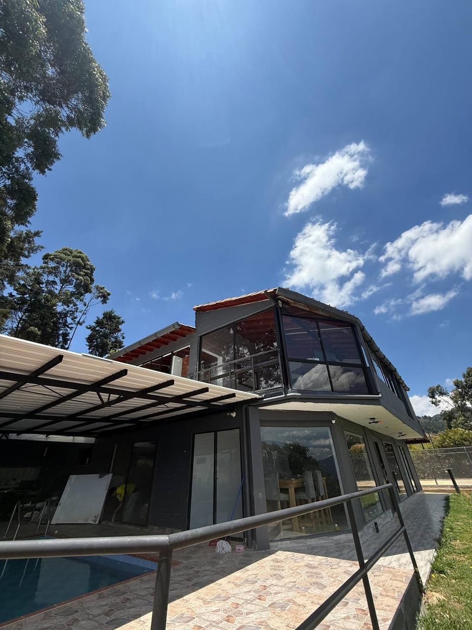 Villa with Spectacular Medellin View with Pool and Mini Basket-Futbol Field Villa in Medellin