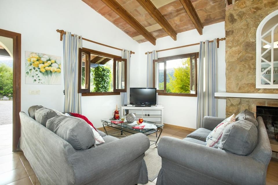 Rafalet Baix Villa in Raiguer