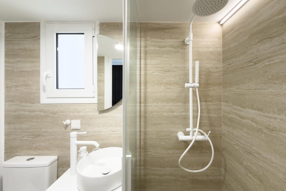 Shower, Toilet, Bathroom