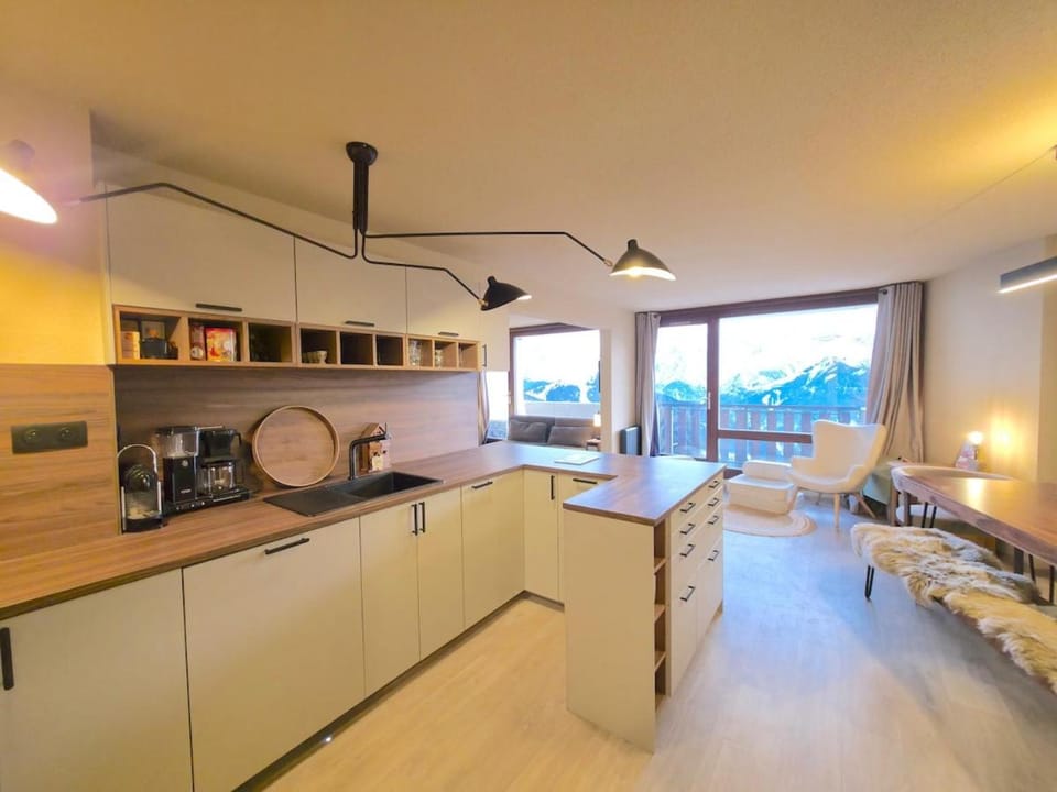 La vue de l'Alpe ! T4 rénové spacieux & chaleureux Apartment in Huez