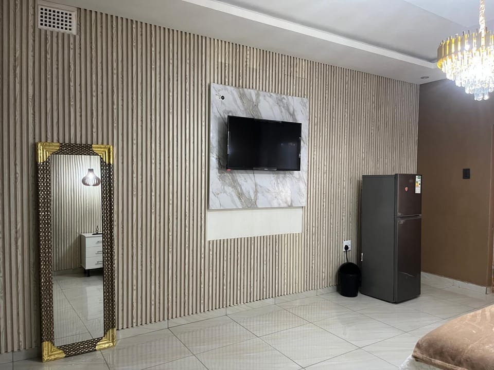 M & J Executive Suites Hotel in Johannesburg