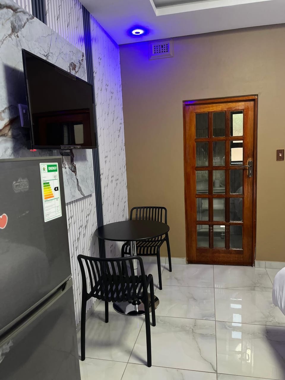 M & J Executive Suites Hotel in Johannesburg
