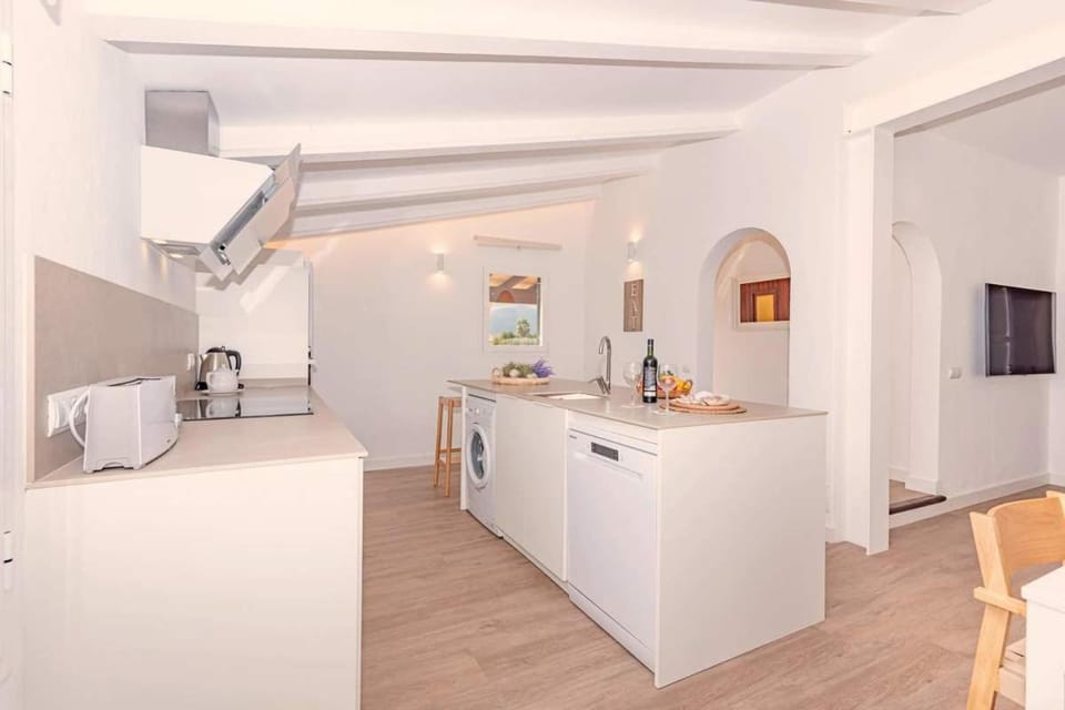 Aumadravet del Bosch by Villa Select Villa in Raiguer