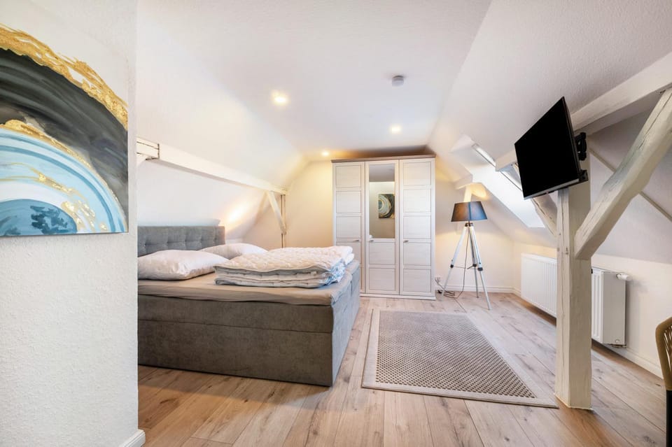 Property building, Living room, Bedroom