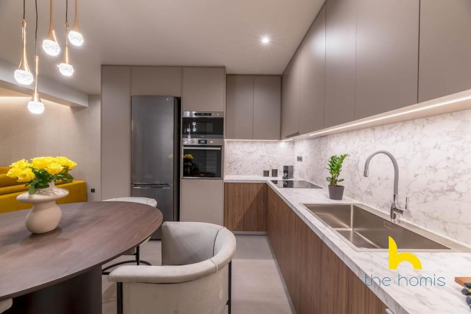 Majestic Acropolis View w Large Patio & Parking Apartment in Athens