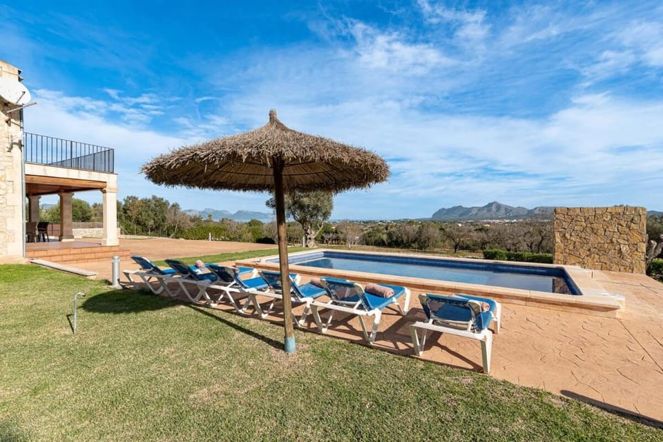 Can Baussana Villa in Raiguer