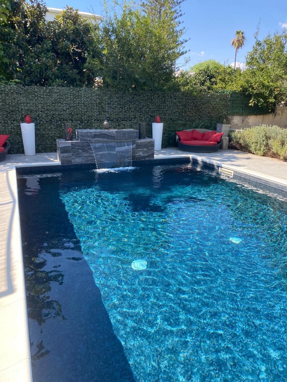 Day, Swimming pool, sunbed