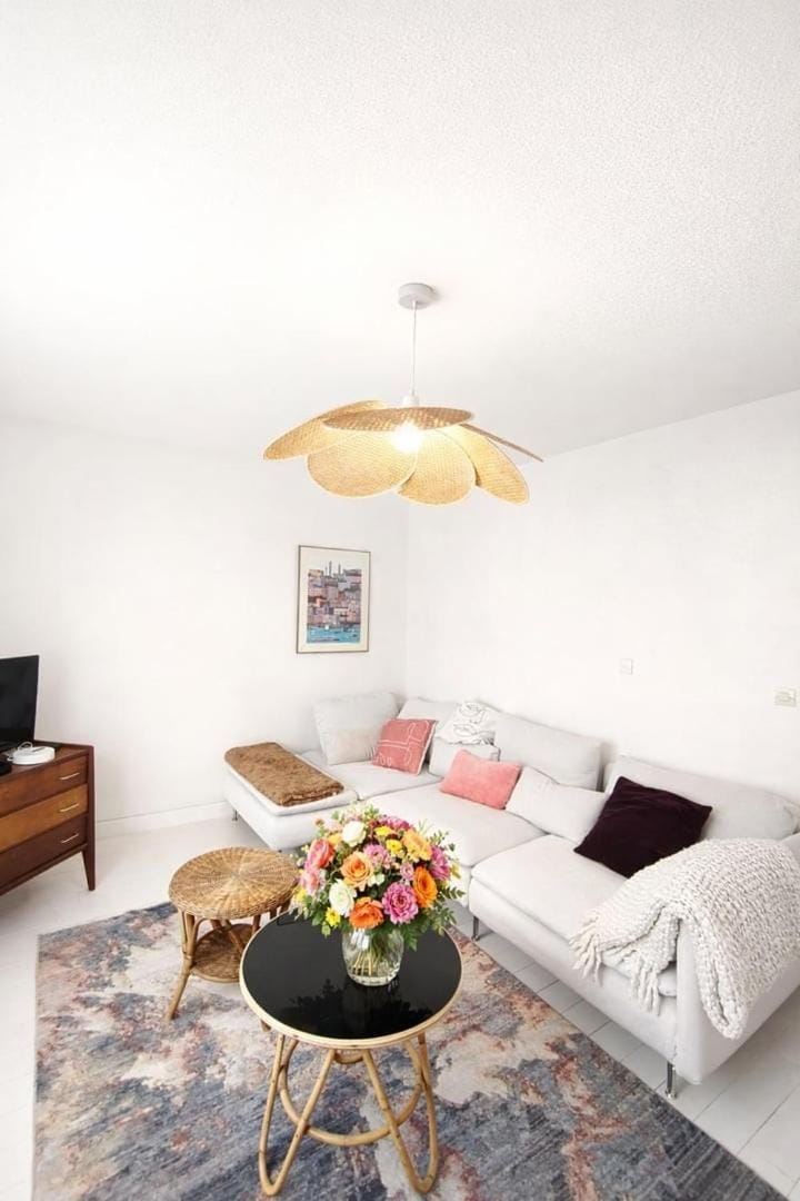 Cocon moderne avec jardin privatif – Tours Apartment in Tours