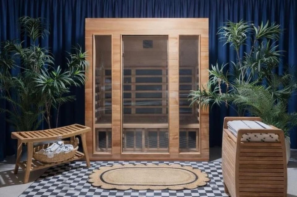 Sauna - GameRoom - Lux Design - 5 Beds - Sleeps 10 House in Ohio