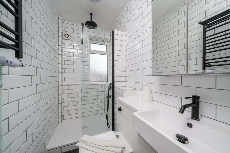 Southwark, London - Lovely Two-Bedroom Apartment Apartment in London Borough of Southwark