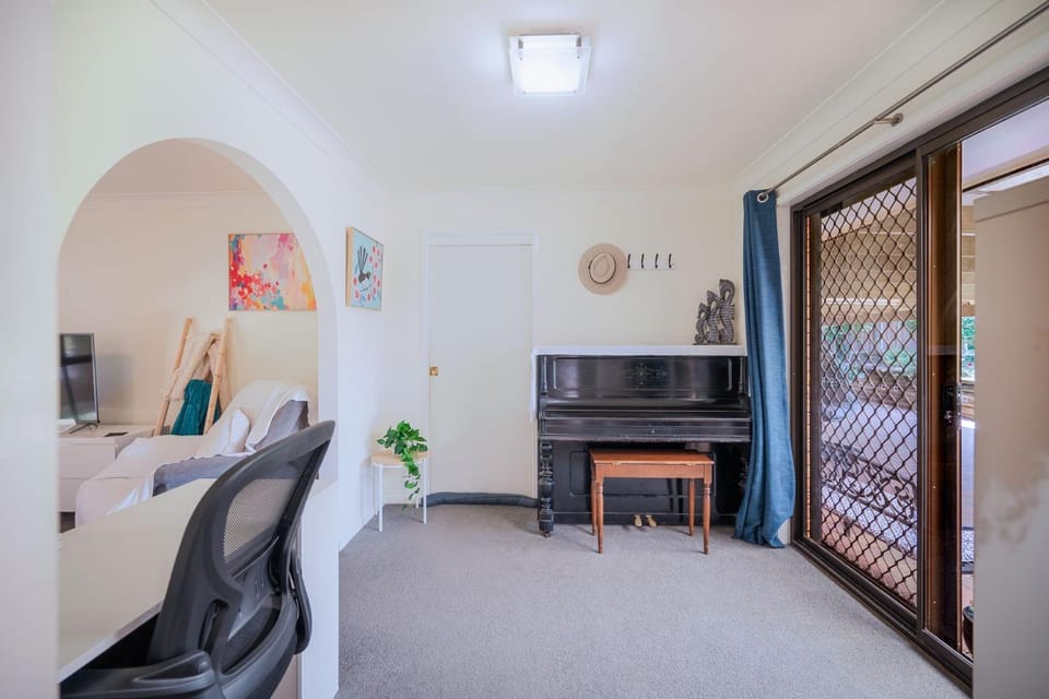 Relaxing Family Escape 3-Bedroom Home in Oxley Vale House in Tamworth